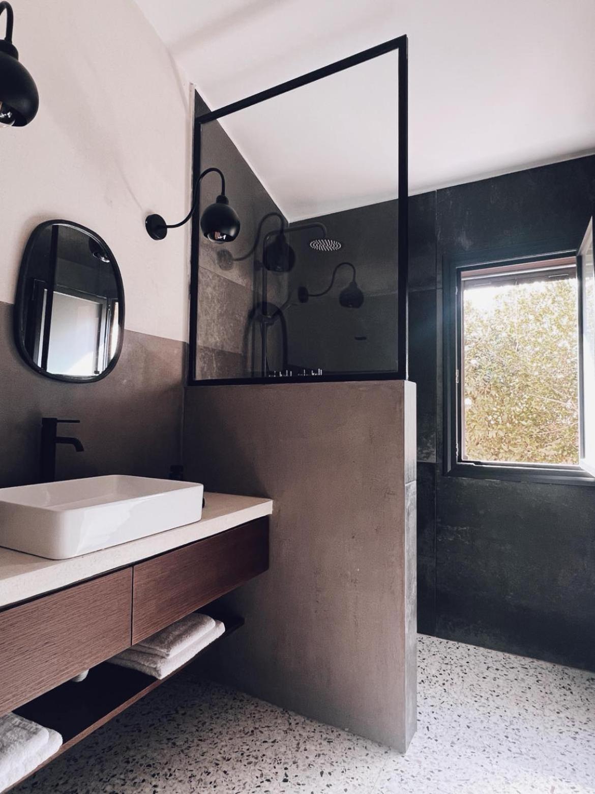 Alfiea Home 65M2 & Alfiea Studio 35M2 Ártemida Kültér fotó